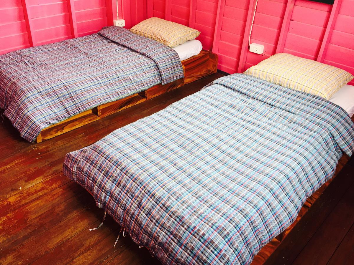 Bed Time Hostel Chiangrai Chiang Rai Exteriör bild