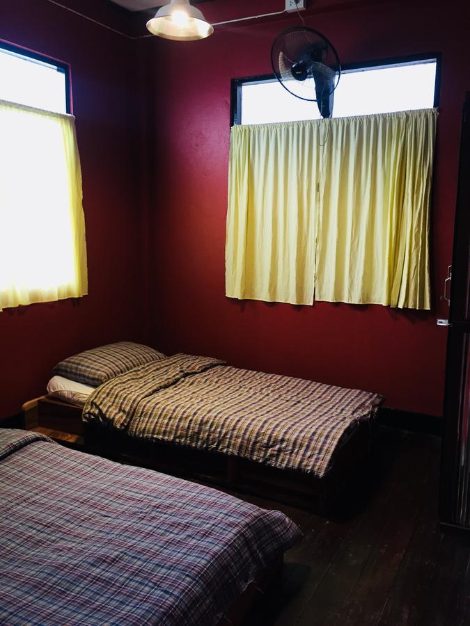 Bed Time Hostel Chiangrai Chiang Rai Exteriör bild