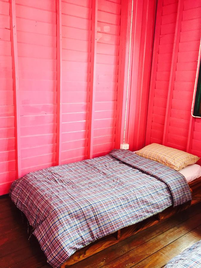 Bed Time Hostel Chiangrai Chiang Rai Exteriör bild