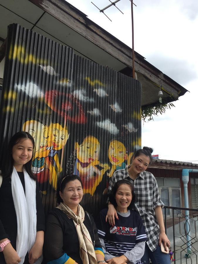 Bed Time Hostel Chiangrai Chiang Rai Exteriör bild